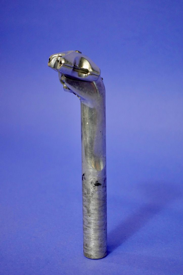 Shimano 600 Seatpost