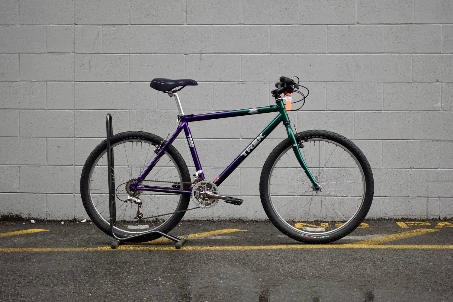 Trek 7000