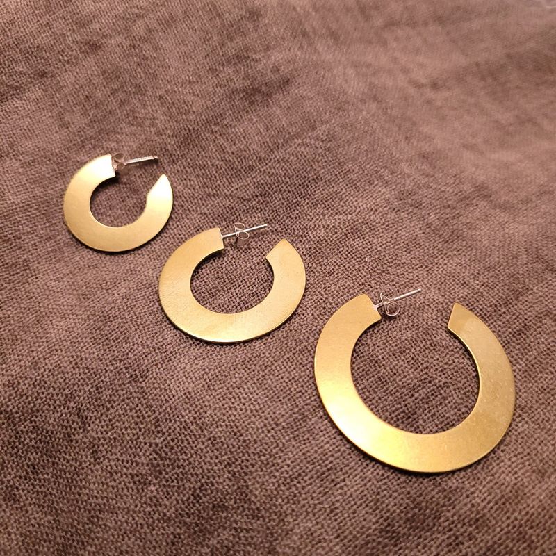Natalie Joy: Minimalist Hoops|