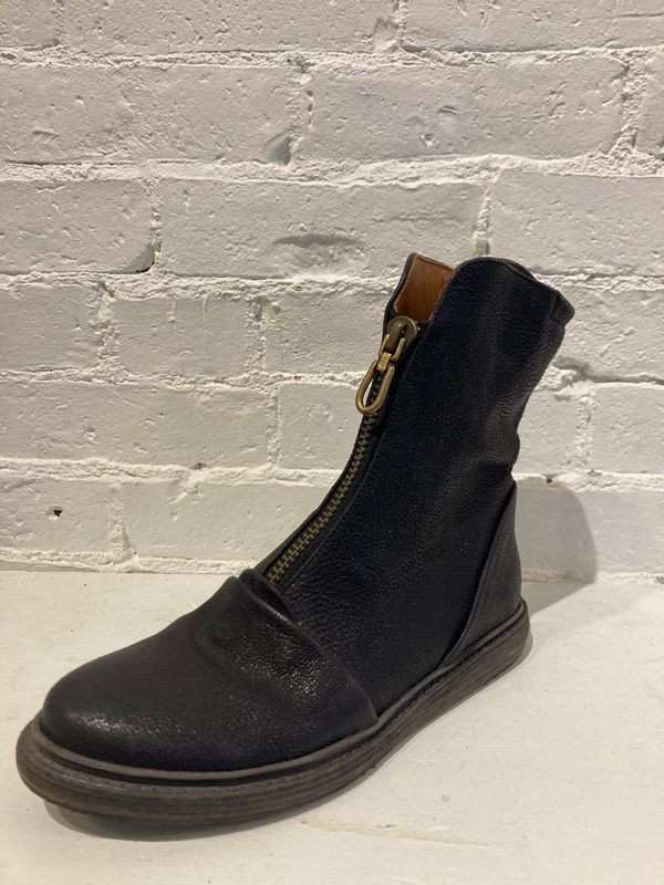 P. Monjo: Goss Boot: BLACK 