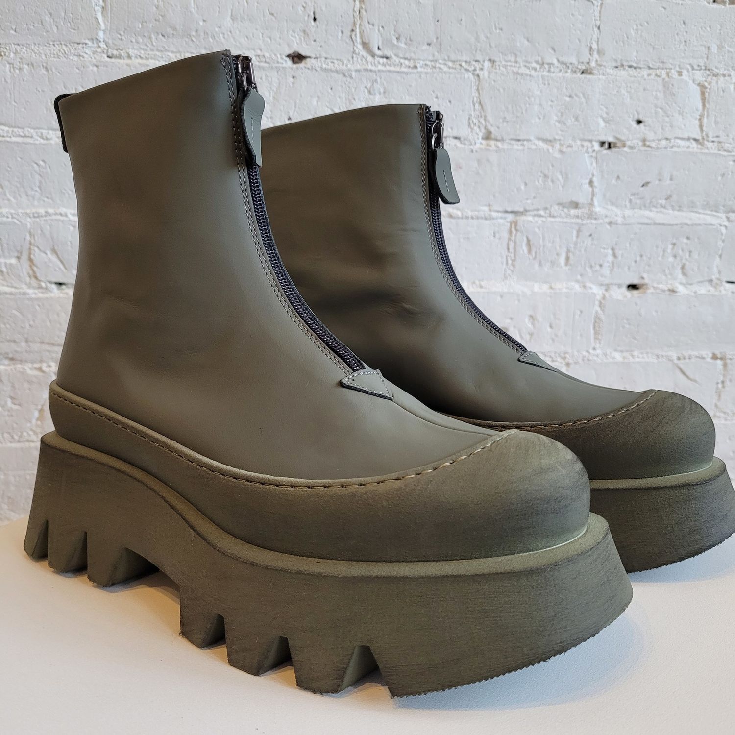 Lofina: Rubber Leather Zip Boot |