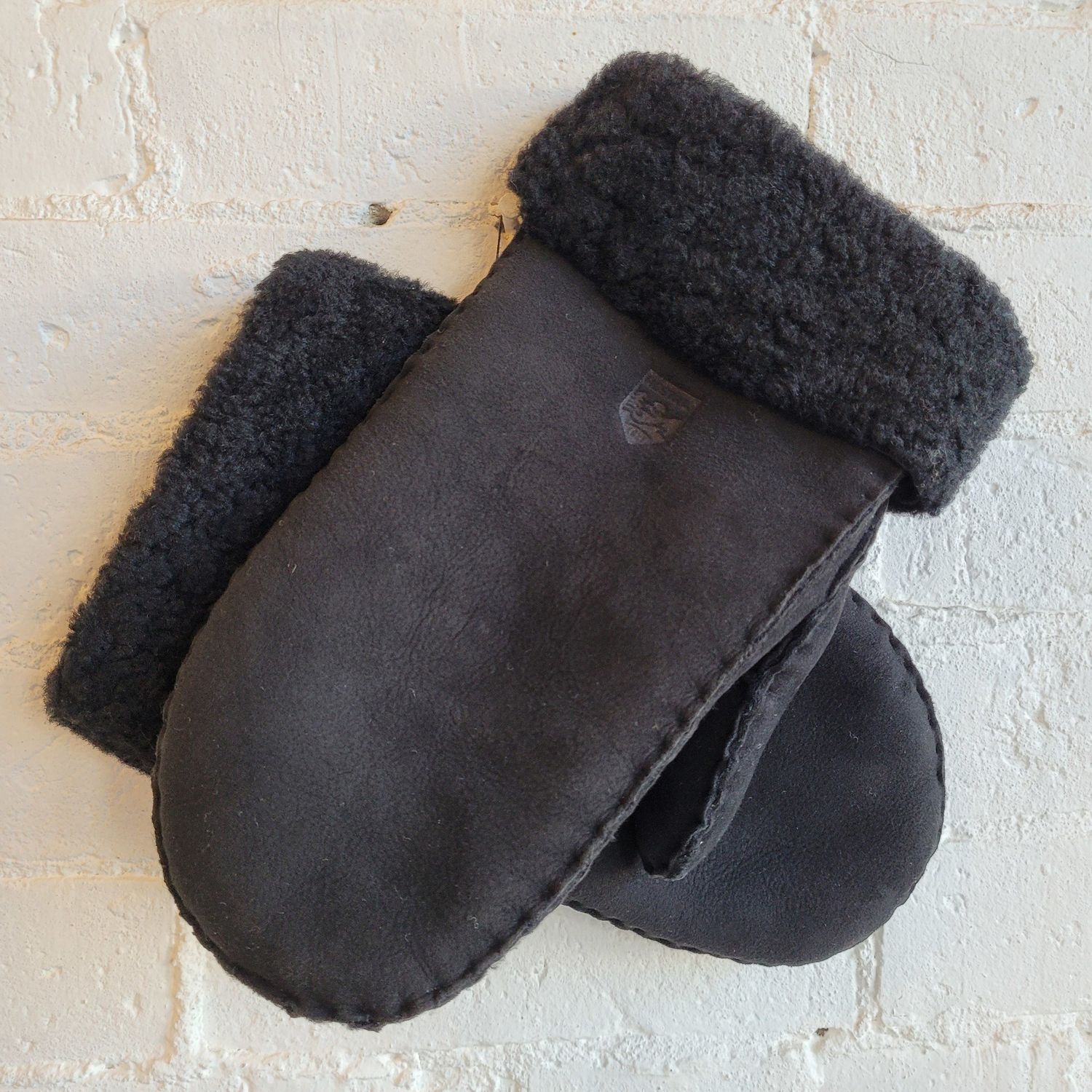 HESTRA: Sheepskin Mitten |, Color: Black, Size: (6)