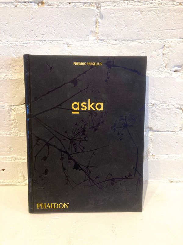 Aska by Fredrik Berselius