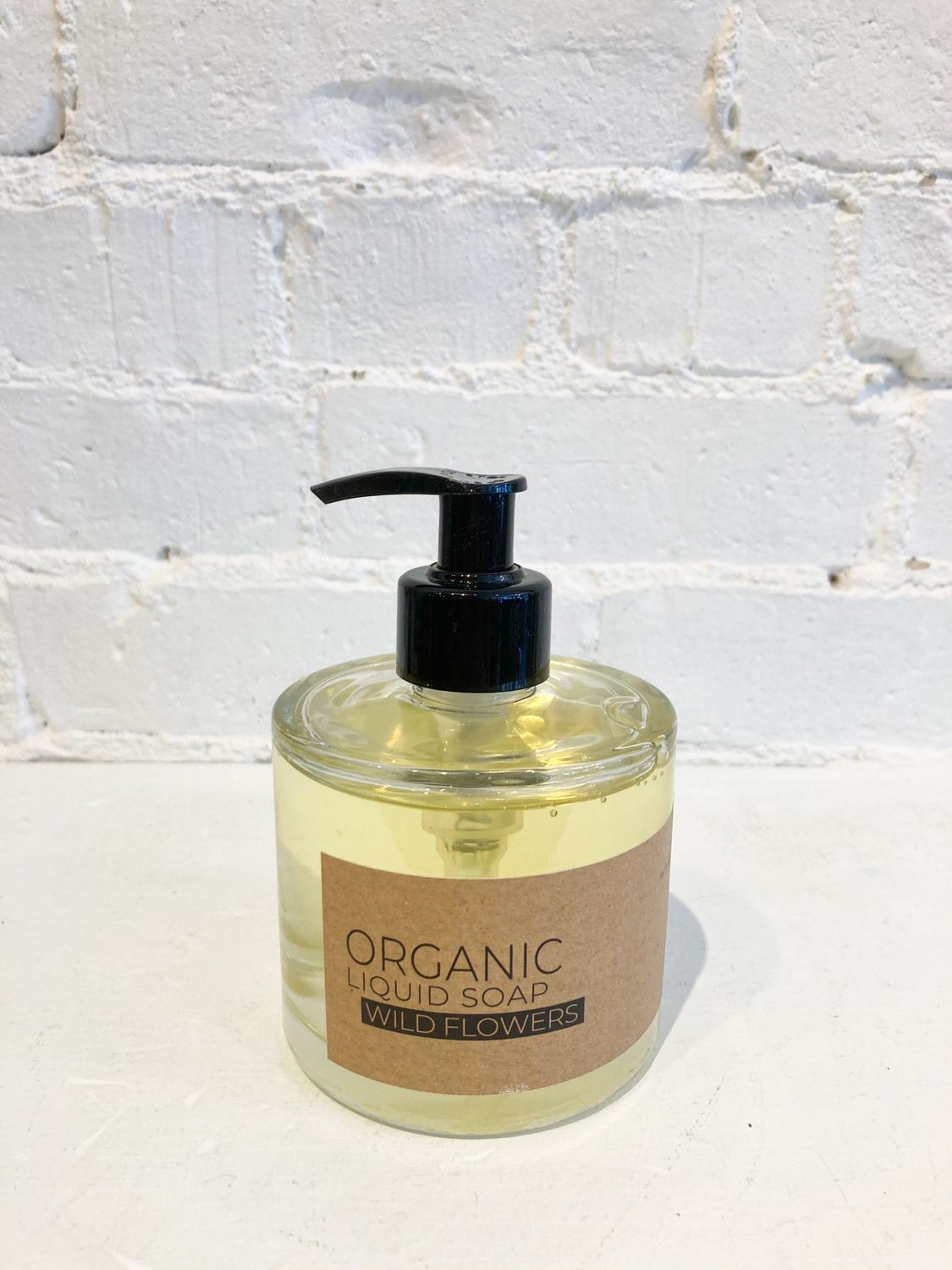 The Munio Organic Liquid Soap- Wild Flowers