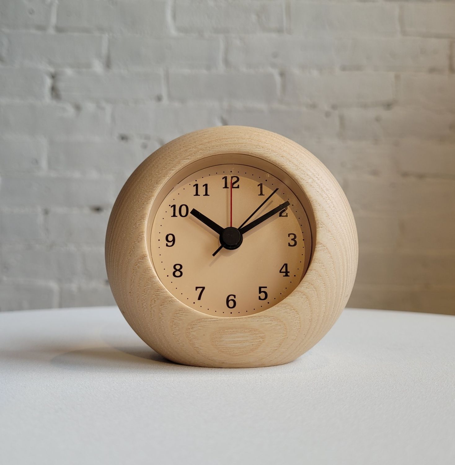 Lemnos Rest Round Alarm Clock (NT)