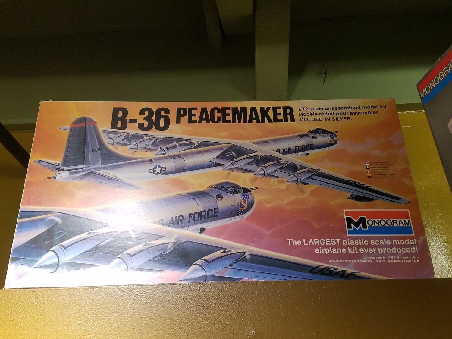 B-36 PEACEMAKER 1:72 SCALE MONOGRAM