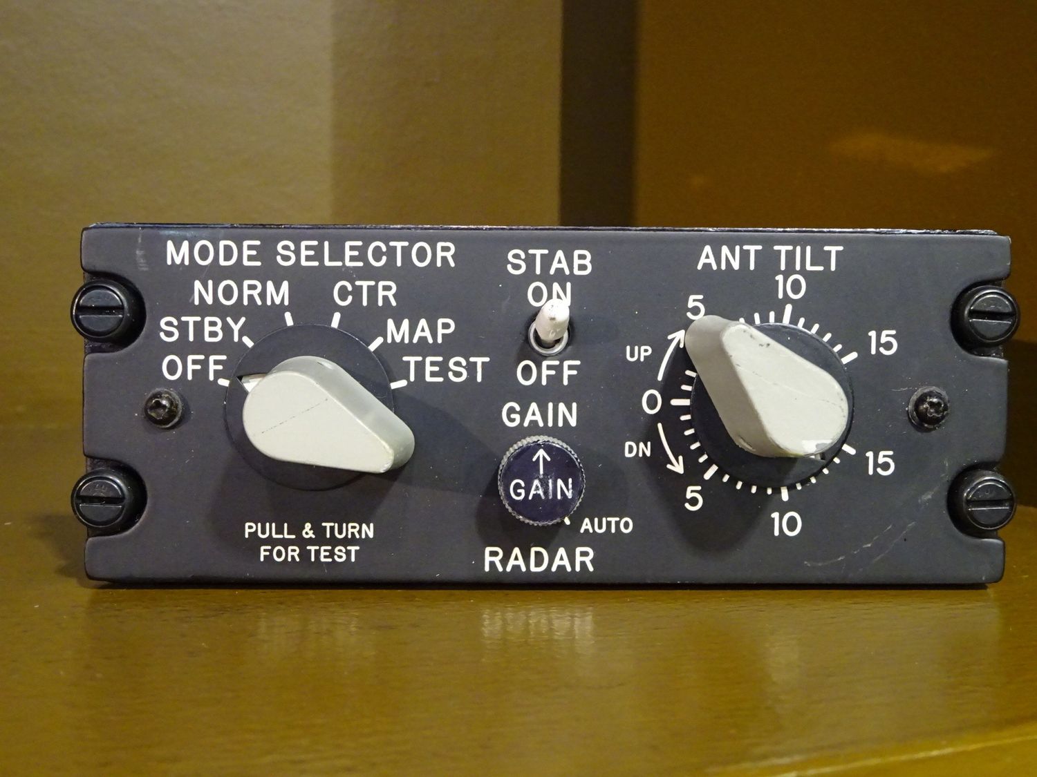 GABLES ENGINEERING WEATHER AIRCRAFT SIMULATOR CONTROL UNIT MOD NO. G-1519
