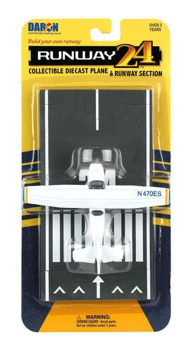 CESSNA 172 SKYHWAWK, C-172, RUNWAY 24