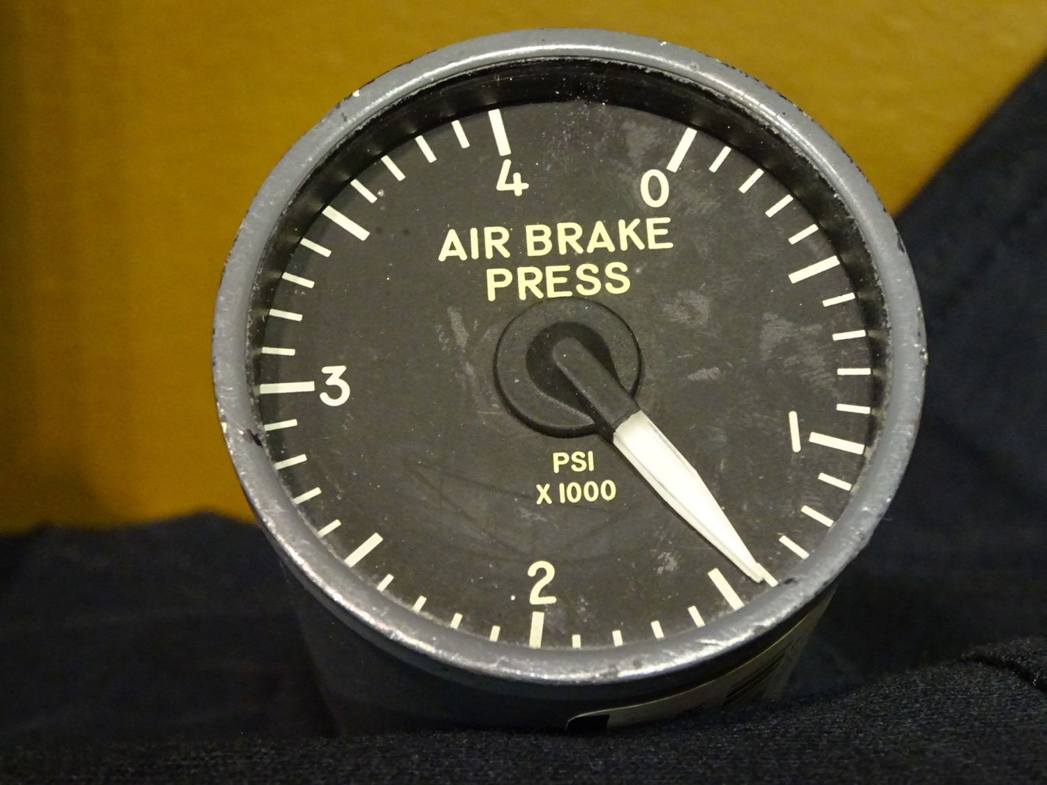 INDICATOR, PRESSURE AIR BRAKE P/N SRL 078