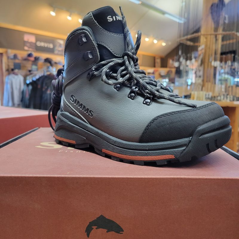 Simms Womans Freestone Rubber Boot Size 8