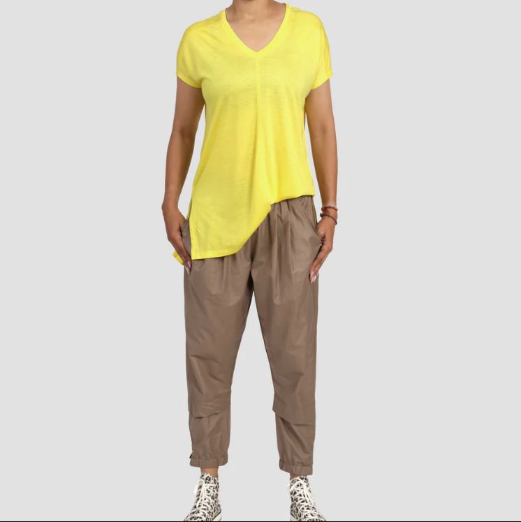 Ayrtight Leland Tuck Vneck Tee
