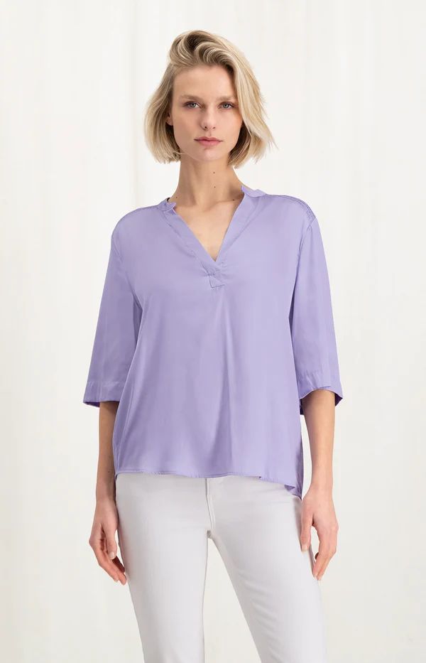 YaYa Satin Vneck