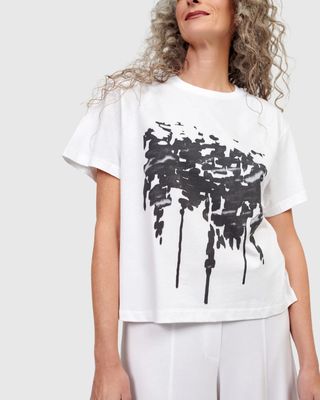 Alembika Graphic Tee - White