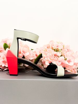 FOOTWEAR