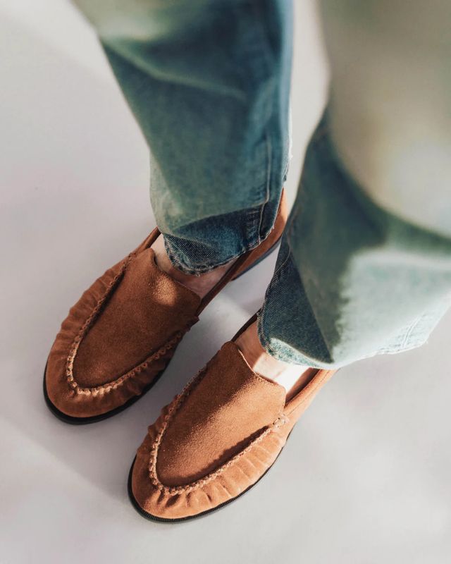 Poppy Barley Capsule Laid Back Loafer Hazelnut Suede