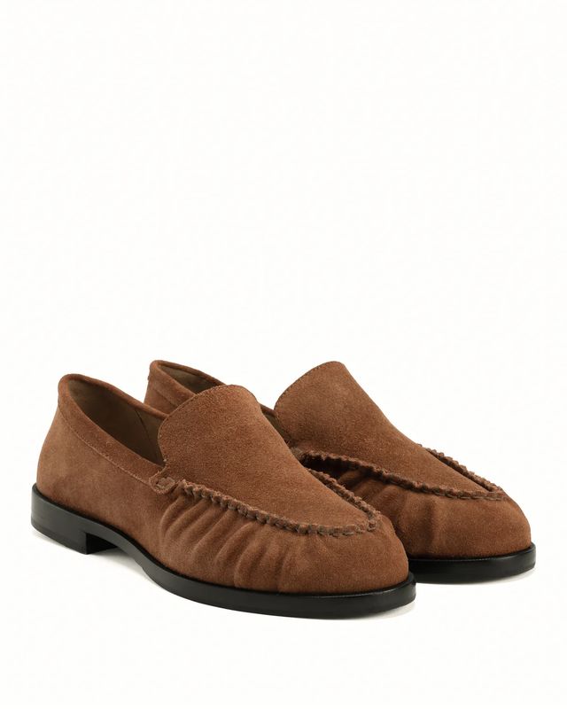 Poppy Barley Capsule Laid Back Loafer Hazelnut Suede