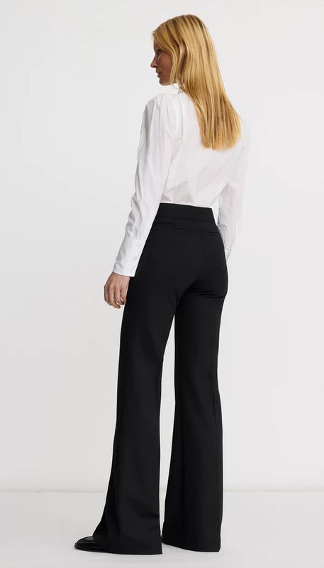Smythe Lisbon Straight Leg Pant - Black