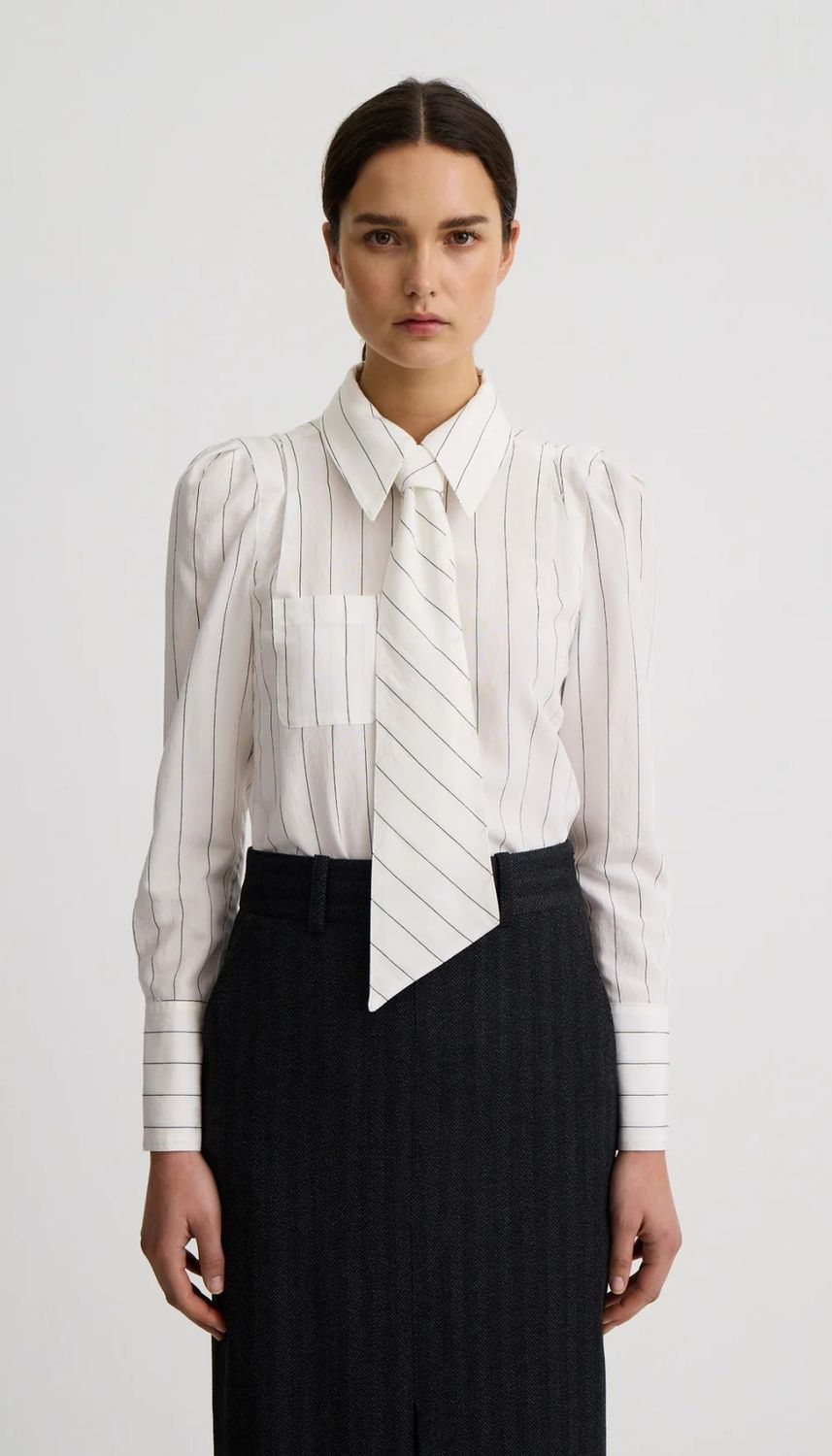Smythe Neck Tie Pleated Blouse 26085