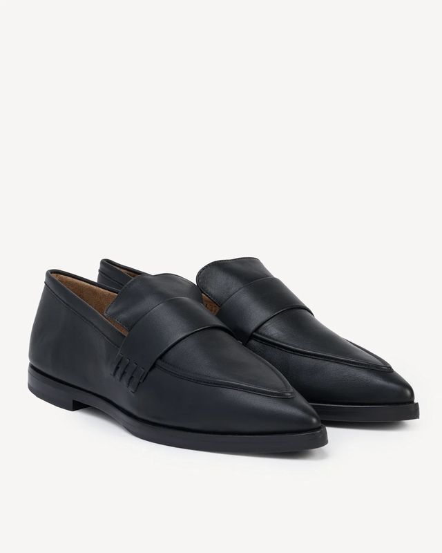 Poppy Barley Brio Loafer Black