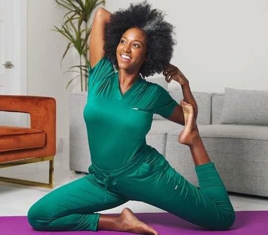Mini Marilyn Joggers Scrub Pants
