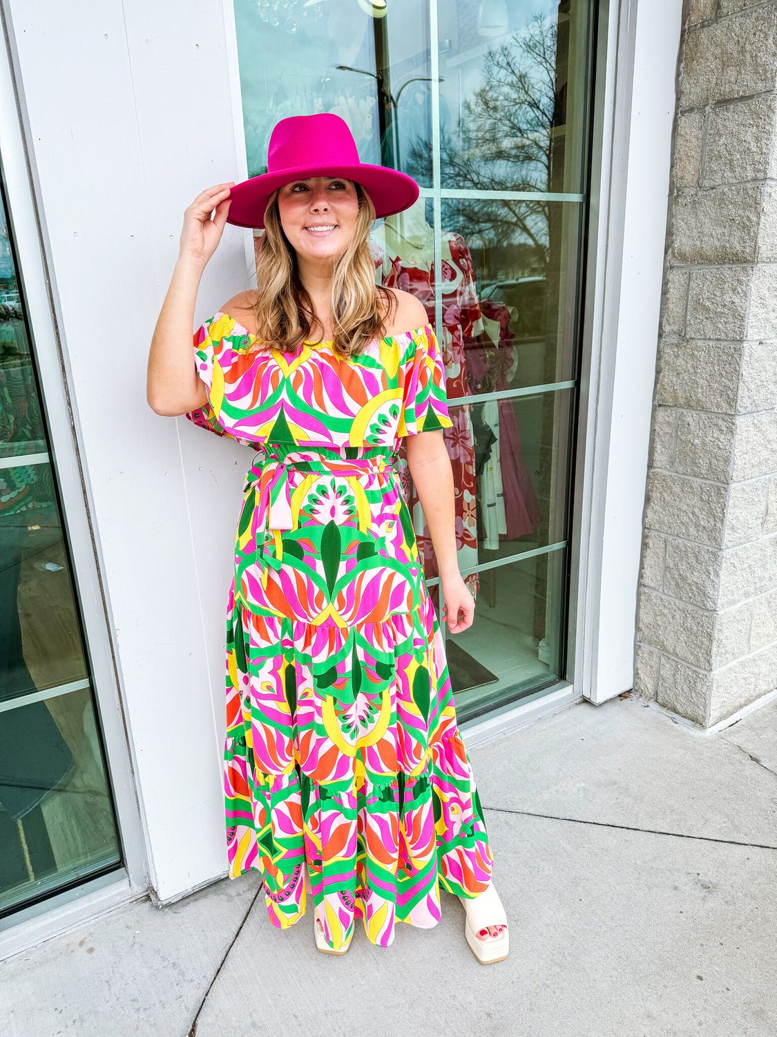 Off Shoulders Abstract Maxi Dress - Green