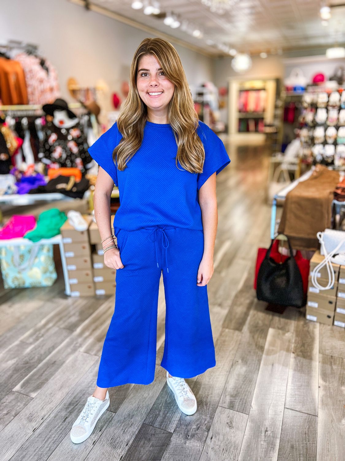 Textured Cropped Wide Leg Pants