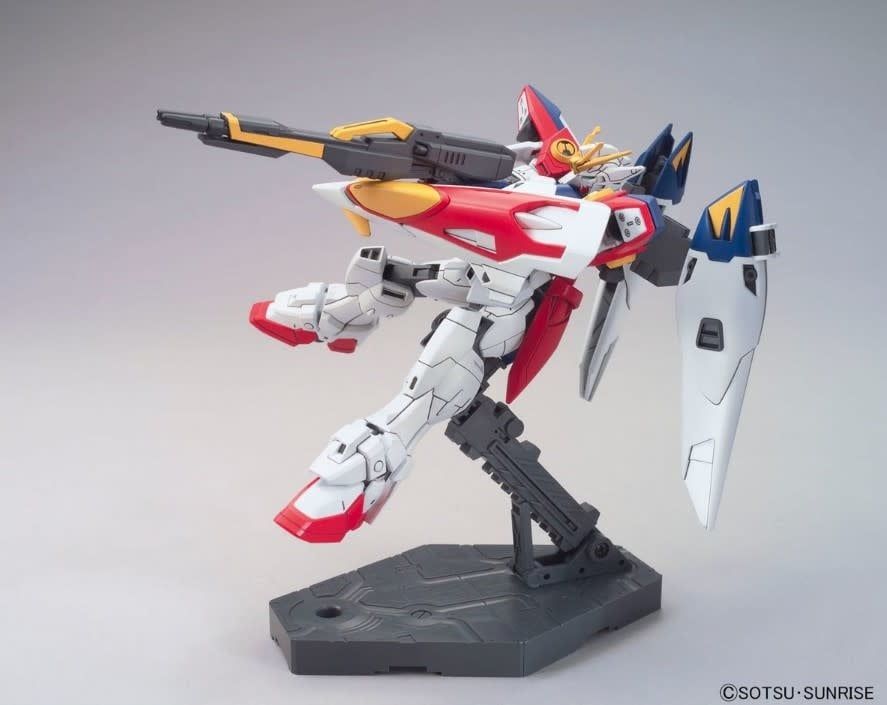 Mobile Suit Gundam Wing Gundam Zero High Grade 1:144 Scale Model Kit