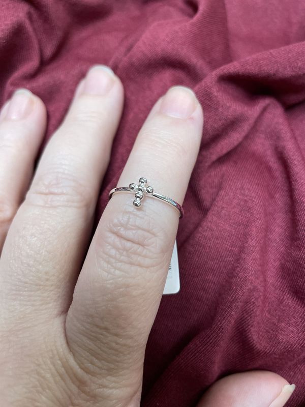 Ball Cross ring