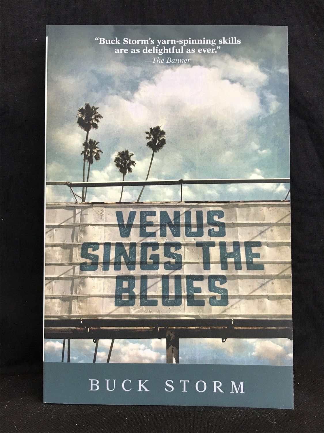 VENUS SINGS THE BLUES