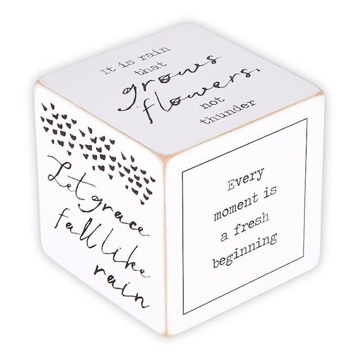 Quote Cube- Courage is Beautiful