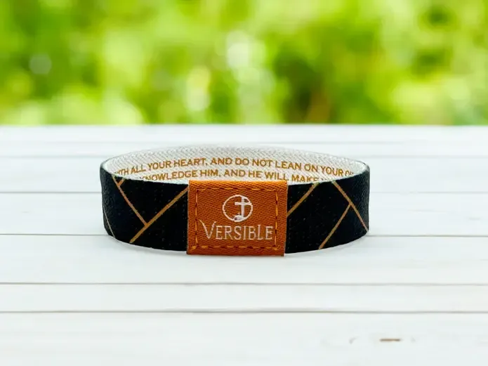 Wristband Blue Herringbone Prov 3:5-6 Medium