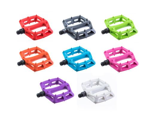 DMR V6 FLAT POLY PEDAL
