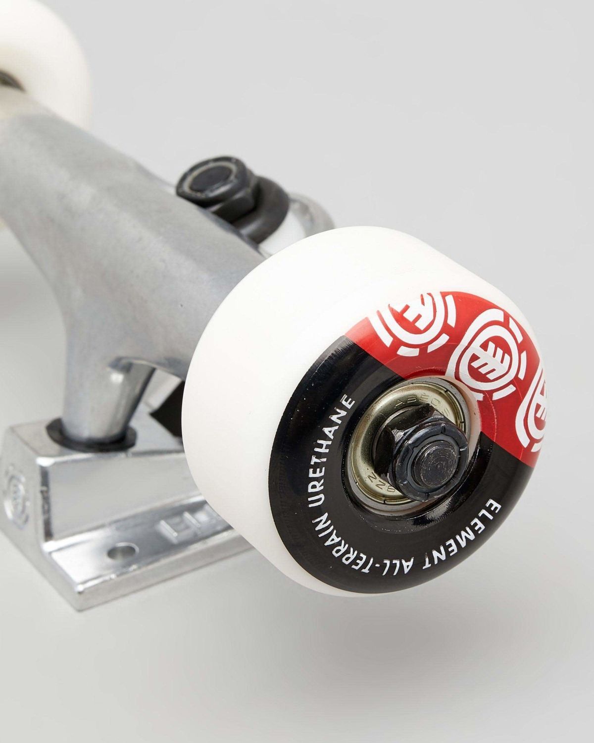 ELEMENT COMPONENT BUNDLE - TRUCKS/WHEELS/BEARINGS (5&quot;)
