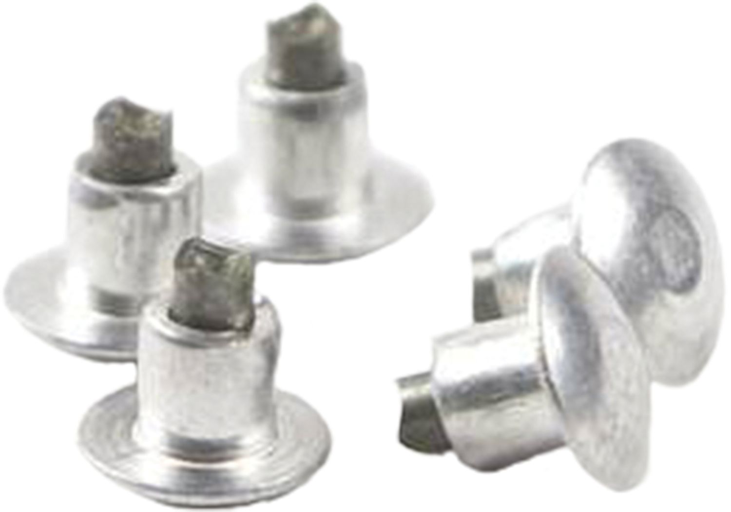 STUD TRIPLE TRACTION PK (100)