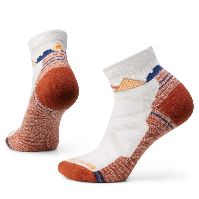 SmartWool Women&#39;s Hike Light Cushion Clear Canyon Pattern Ankle M -Ash