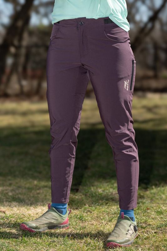 Montu Womens Untu Trail Pants - Bellflower - Medium