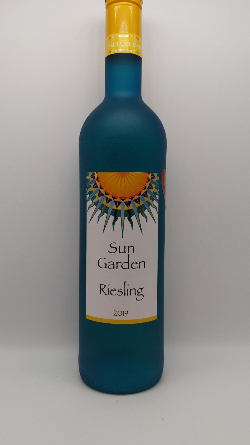 2019 SUN GARDEN RIESLING 750