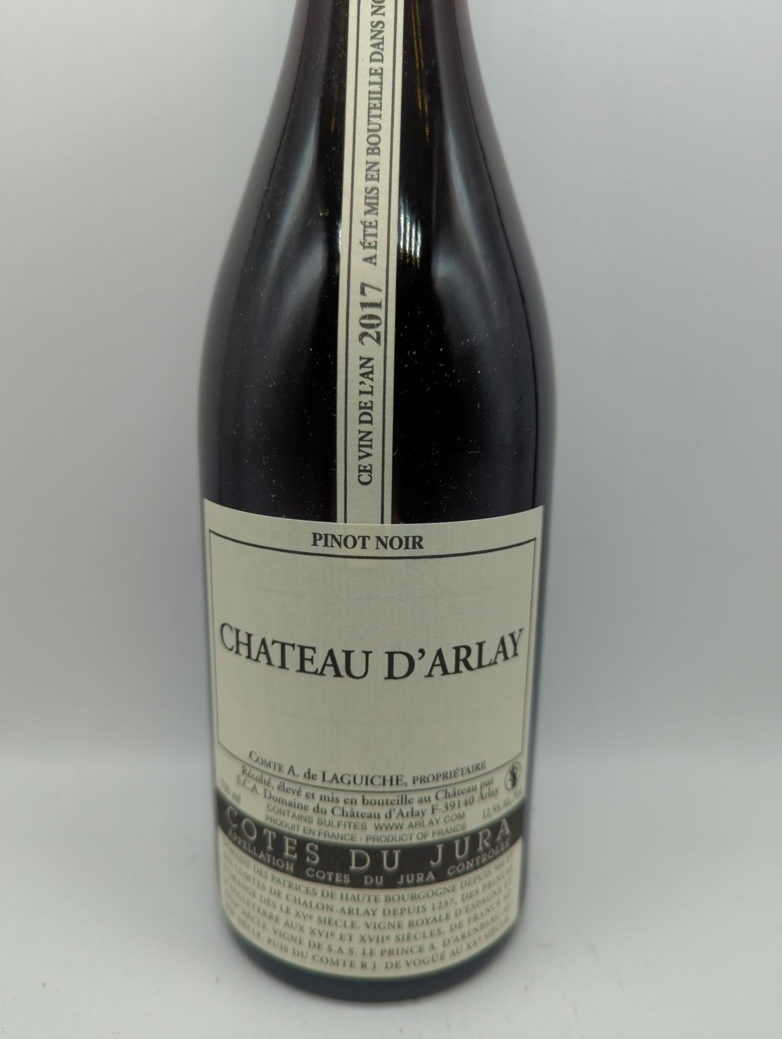 2017 D&#39;ARLAY PINOT NOIR 750ml