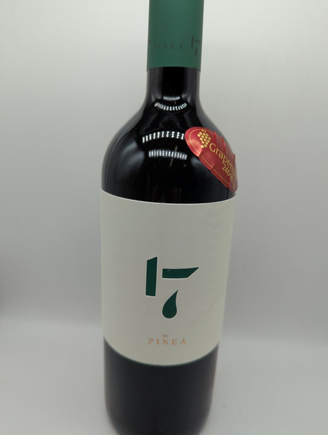 2019 PINEA SEVENTEEN 750ml