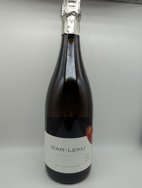 2017 IZAR-LEKU HONDARRABI ZURI SPARKLING BRUT 750ml