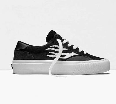 Straye Logan Black Flame Suede