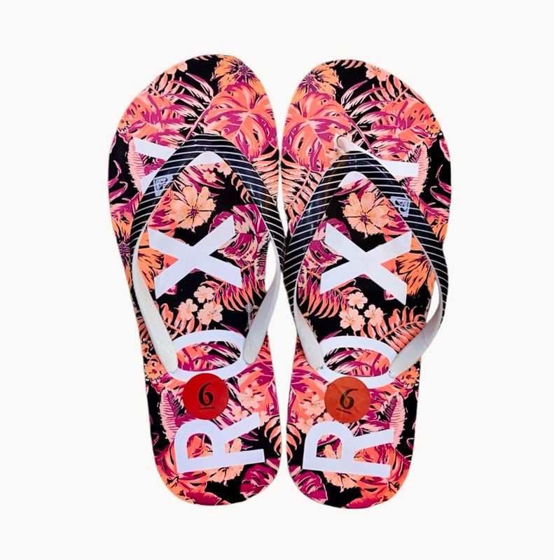 Alohas Roxy Simba Love