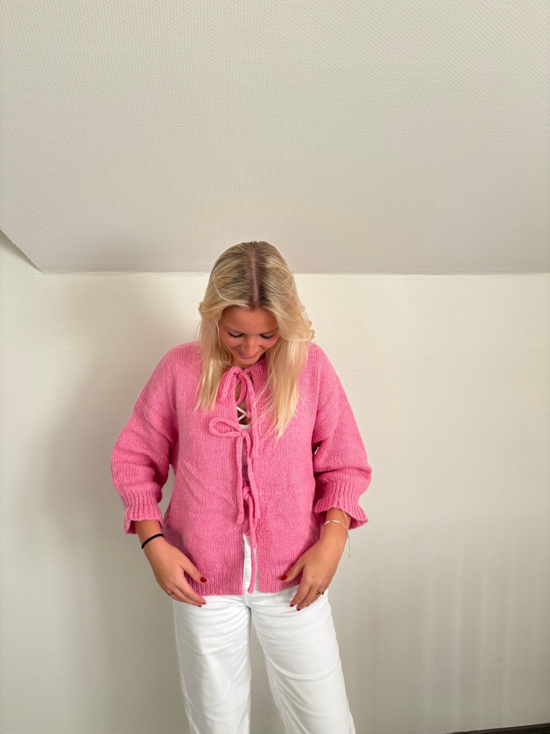 Rose bottle sweater S/M