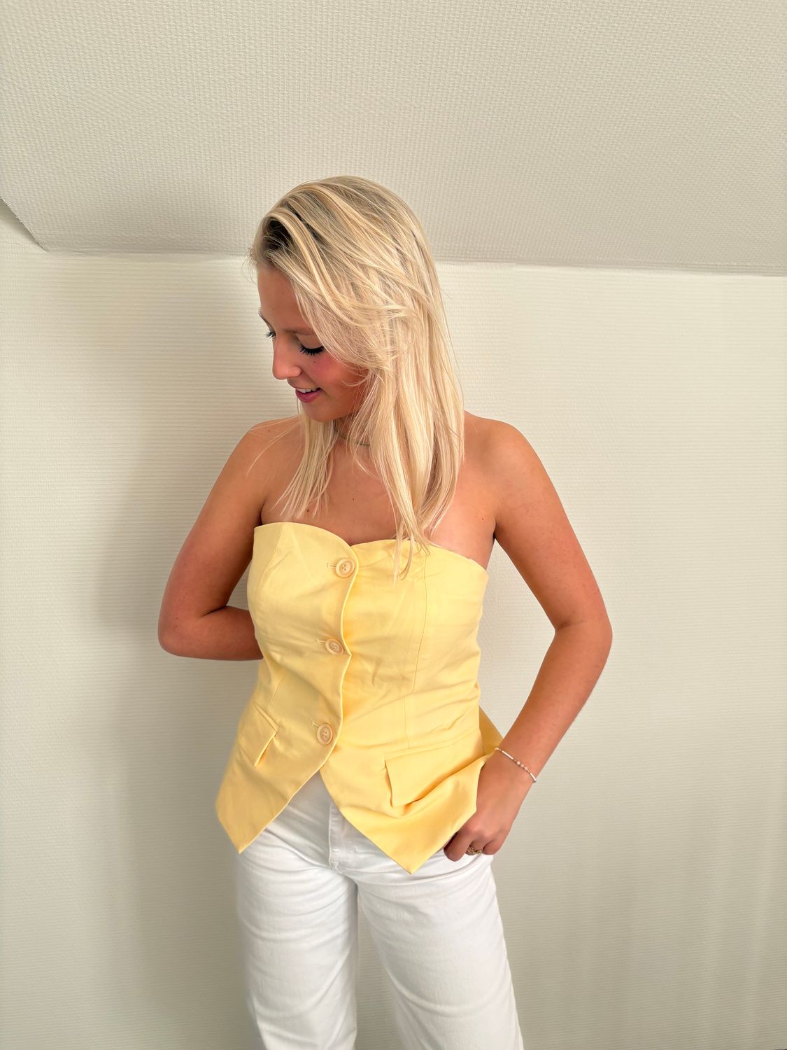Business casual top butter yellow M