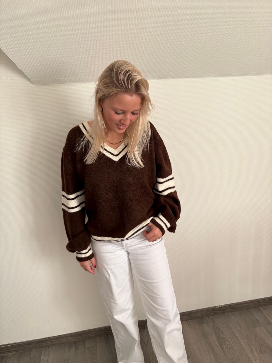 Chocolate sweater one size