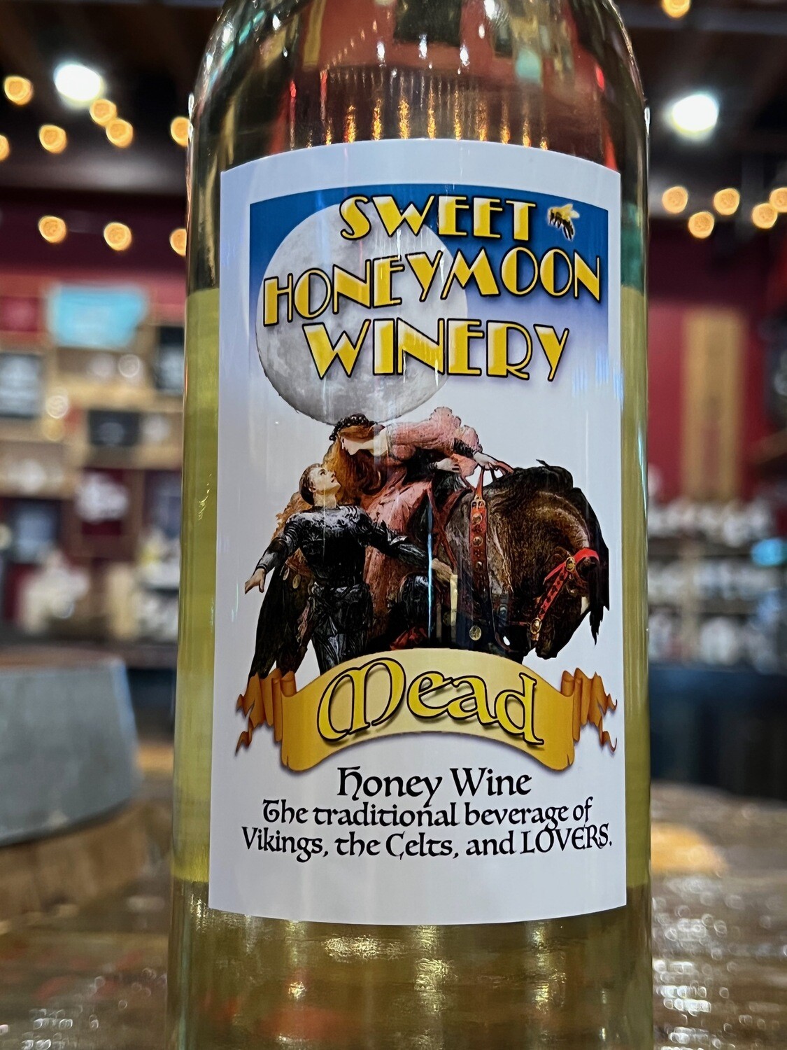 Sweet Honeymoon Winery Mead - Iowa, USA