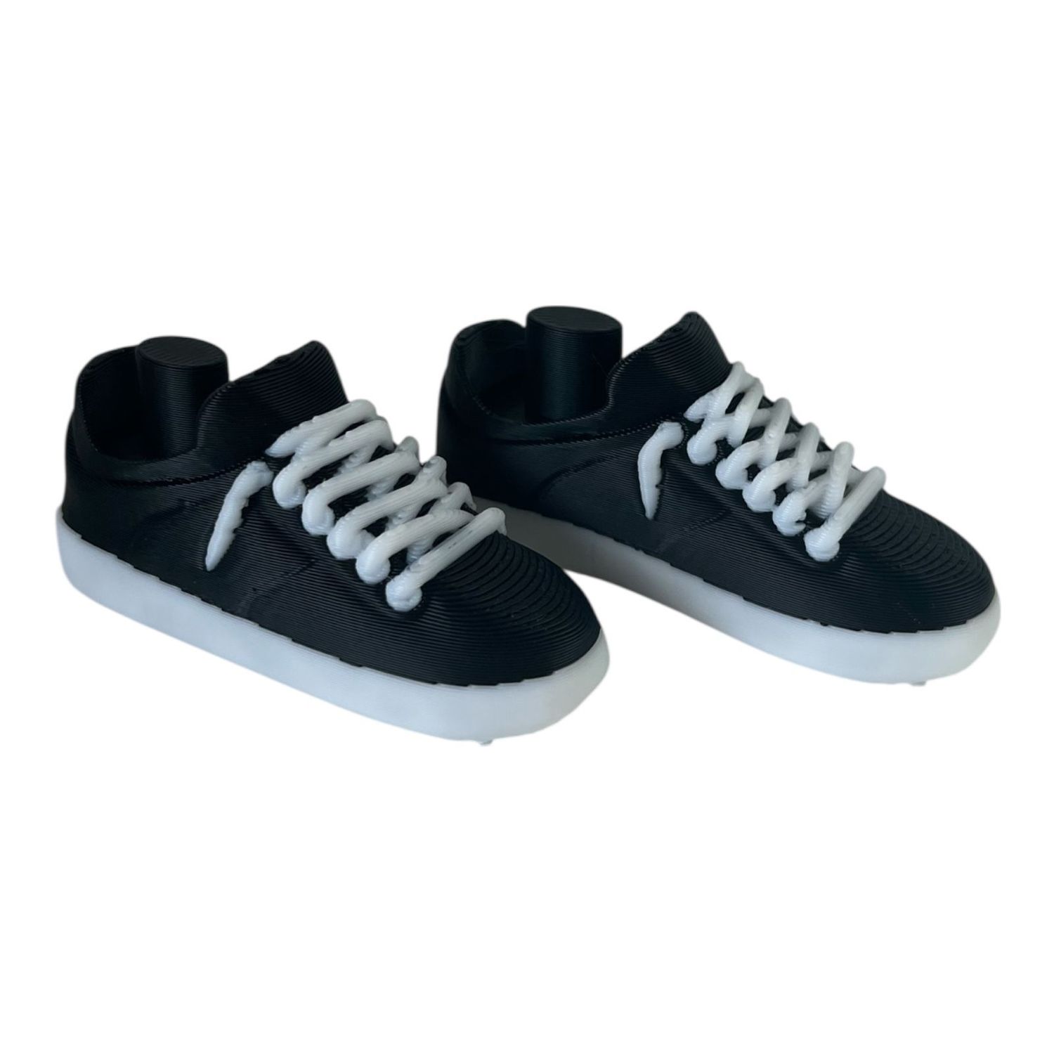 ​Trampki „Mono Kicks”