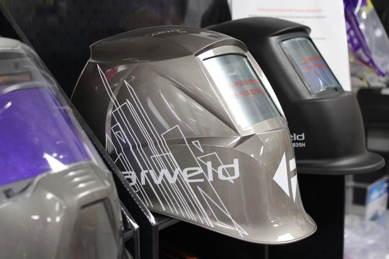 Helmets & Eyewear