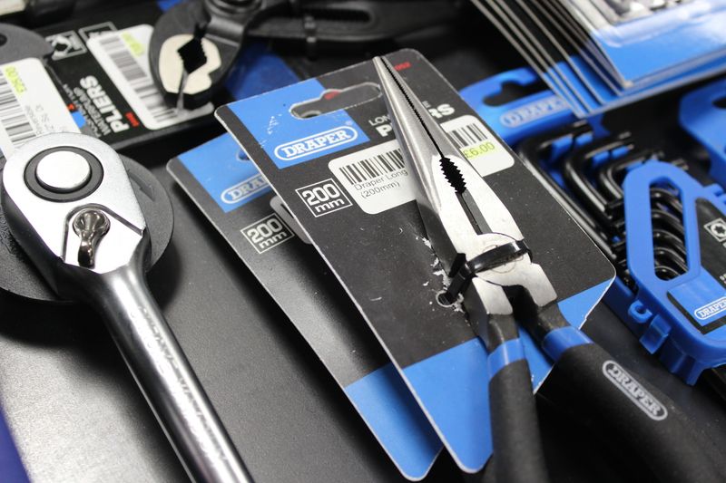 Pliers &amp; Grips
