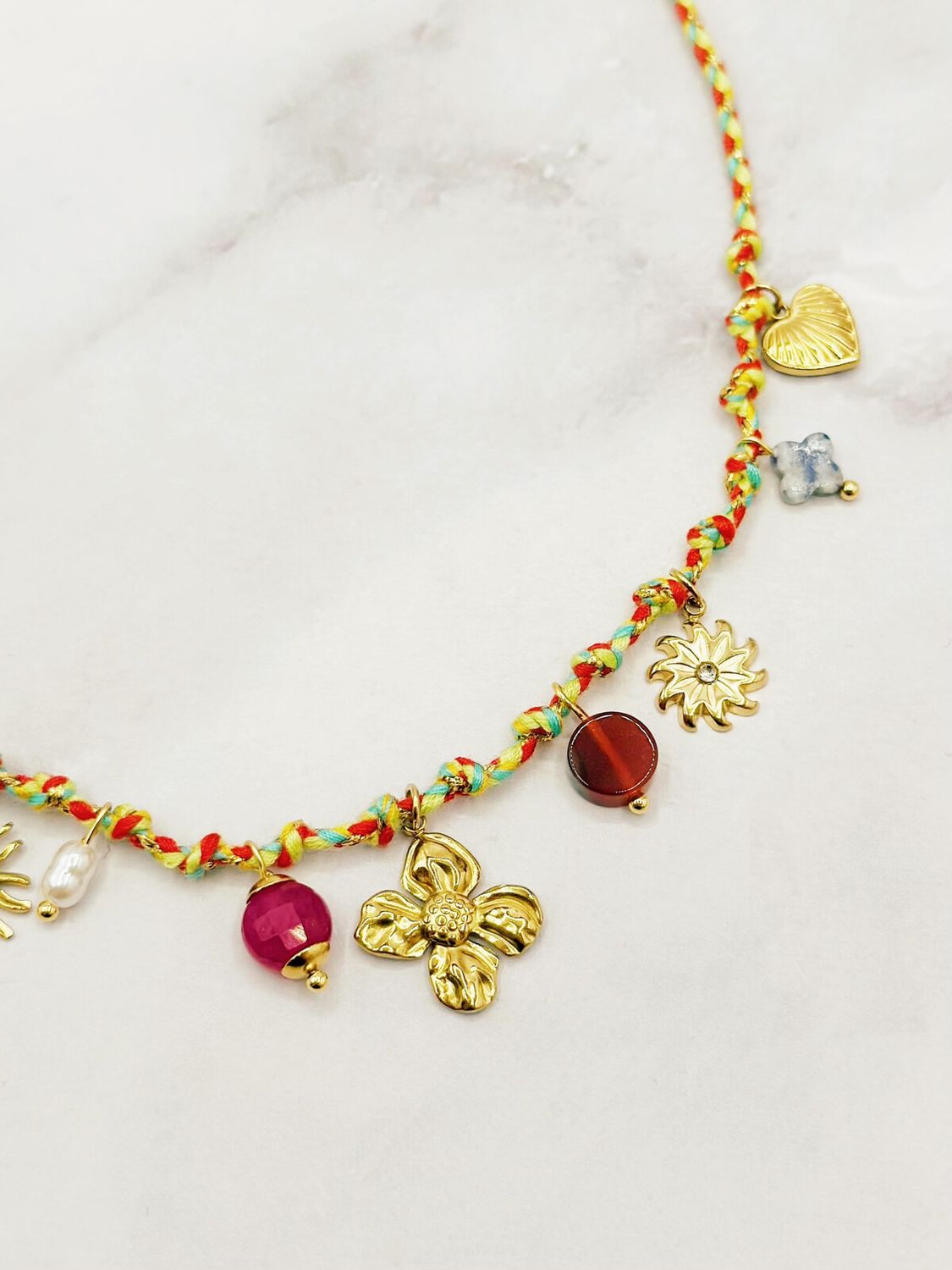 KETTING MET BEDELTJES
